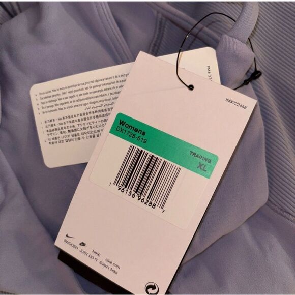 Nike Yoga Dri-Fit Luxe Women’s 5" Jumpsuit Lavender Purple size XL NWT - Picture 5 of 9